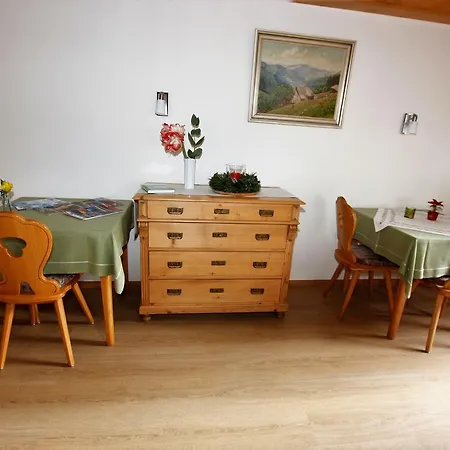 Gaestehaus Wissler 招待所 3*